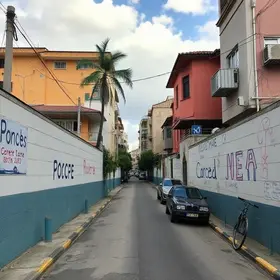 Almirante Tamandaré (PR): Rua que parece 'paredão'
