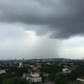 alerta amarelo tempestade Curitiba