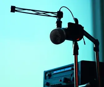 Antena 10 FM
